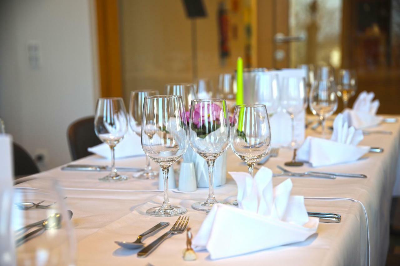Katholisch-Soziales Institut Hotell Siegburg Exteriör bild